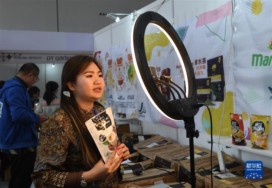 (新華全媒頭條·圖文互動(dòng))(19)十八歲的見(jiàn)證——從東博會(huì)看中國(guó)—東盟合作之變